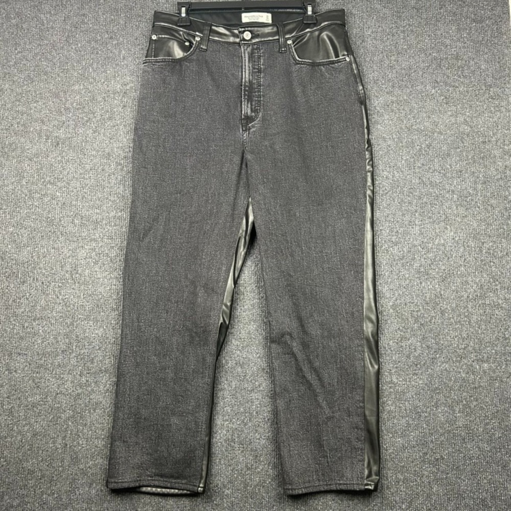 Abercrombie & Fitch Curve Love Ankle‎ Straight 32/14R Vegan Leather Black Pants